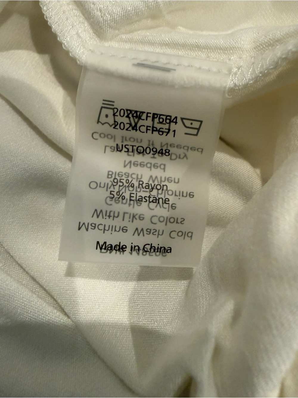 Universal Standard Two Way Short Sleeve Cross Top in White/Cream - Picture 8 of 8